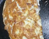A picture of step 4 of Onion omelette.