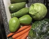 Foto del paso 2 de la receta: Caldo de chamorros con verduras