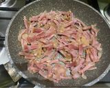 Foto del passaggio 3 della ricetta Linguine ai fichi d’india pecorino prosciutto crudo e pomodorini