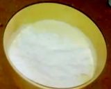 A picture of step 5 of 2 pounds sponge cake.