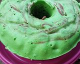 Foto langkah ke 7 dari resep Bolu pandan coklat kukus.