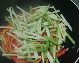 Foto del paso 3 de la receta: Salteado de verduras y pollo y arroz integral