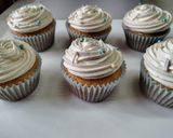 Foto del paso 10 de la receta: Cupcakes de vainilla