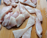 Foto del paso 1 de la receta: Ensalada templada de calabaza y pollo marinado
