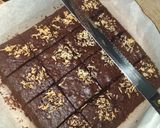 Foto langkah ke 4 dari resep Fudgy Brownies.