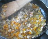 Foto langkah ke 4 dari resep Pie Ayam Keju.