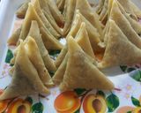 A picture of step 5 of Beef samosas with juice...