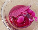Foto langkah ke 7 dari resep Acar bit + Labu Siam / 비트라부시암피클.