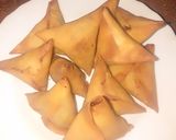 A picture of step 18 of Dengu Samosa (Green grams).