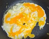 A picture of step 6 of Japanese Crab Fat Fried Rice.
