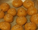 عکس مرحله 4 از دستور کلوچه مغز دار گردویی با شیره