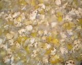 Foto del paso 2 de la receta: Revuelto de zapallitos y pollo