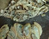 Hình bước làm 1 của món Cháo trai