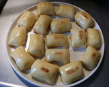 Foto langkah ke 6 dari resep Pisang bolen coklat keju.