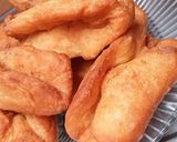 Foto langkah ke 2 dari resep Roti goreng lipat.