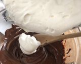 Foto del passaggio 2 della ricetta Mousse di cioccolato eDecorazioni