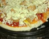 A picture of step 5 of Chicken Pizza.