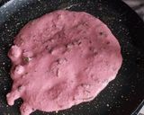 A picture of step 4 of Beetroot Cheela with Coriander chutney.