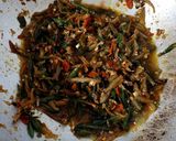 Foto langkah ke 4 dari resep Sambal teri cabe ejo.