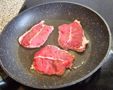 Foto del paso 3 de la receta: Ternera a la plancha con Salsa de Verduras y Setas