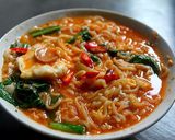 Foto langkah ke 1 dari resep Mie gebyar pedas.