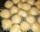 A picture of step 2 of Beans cake.
