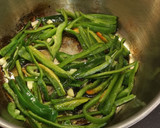 Foto del paso 2 de la receta: Alubias estofadas con butifarra