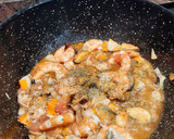 Foto del paso 3 de la receta: Espaguetis frutti di mare