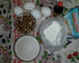 Foto del paso 1 de la receta: Bizcochuelo fácil con nueces sin manteca