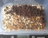 A picture of step 2 of Prepare ahead with overnight oats!.