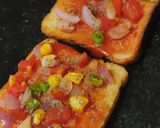 બ્રેડ પીઝા (Bread Pizza Recipe In Gujarati) રેસીપી સ્ટેપ2ફોટો