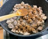 Une image de l'étape 6 de Sauté de porc aux pommes de terre, ananas et trévise.