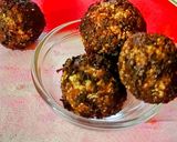 A picture of step 4 of Chia oats truffle.