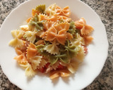 Foto del paso 10 de la receta: Aliño de pasta (Macarrones, flores, etc.)