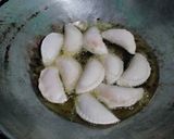 Foto langkah ke 3 dari resep Cireng ayam suwir pedas.