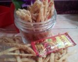 Foto langkah ke 8 dari resep Stik bawang krees tanpa telur..