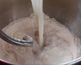 A picture of step 3 of Quarter Cream Cheese Bun.