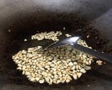 Foto langkah ke 2 dari resep Minyak bawang.