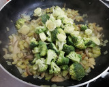 Foto del paso 2 de la receta: Salteado de verduras con pollo