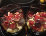 Foto del paso 4 de la receta: Vasitos de higos con yogur y plátano