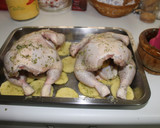Foto del paso 4 de la receta: Pollo asado a las finas hierbas