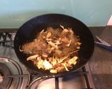 A picture of step 2 of Corn silk and husk tea, Don’t throw away No.6.