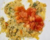 A picture of step 4 of Chickpea and Tomato Sandwich with Oregano (Vegan Sandwich).