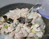 Foto langkah ke 1 dari resep Ayam Rebus Kuah Seger.