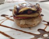 Foto del paso 10 de la receta: Milhojas de manzana ácida caramelizada con cebolla y panceta