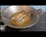 Foto langkah ke 3 dari resep Ikan nila goreng sambal saus wortel.