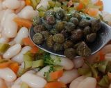 Foto del paso 1 de la receta: Ensalada tibia de Salmón, alubias y queso salsa roquefort