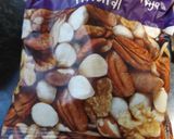 Foto del paso 1 de la receta: Peras frescas horneadas con miel, Gorgonzola y nueces variadas