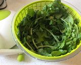 Foto del paso 1 de la receta: Pesto de rúcula con almendras