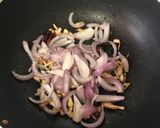 A picture of step 3 of Paat Shaak / Shaag Bhaja (Jute Leaves Stir Fry - Bong style).